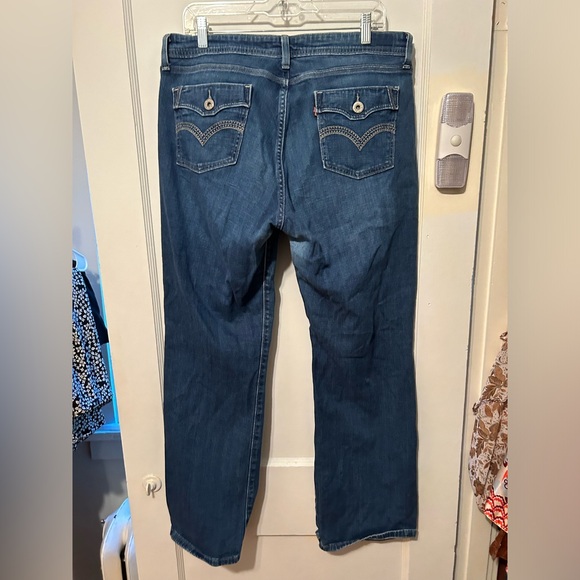 Levi’s 529 Bootcut Jeans - Picture 3 of 3